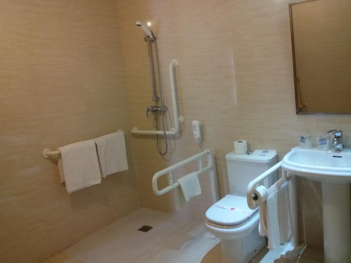 Twin Room Disability Access