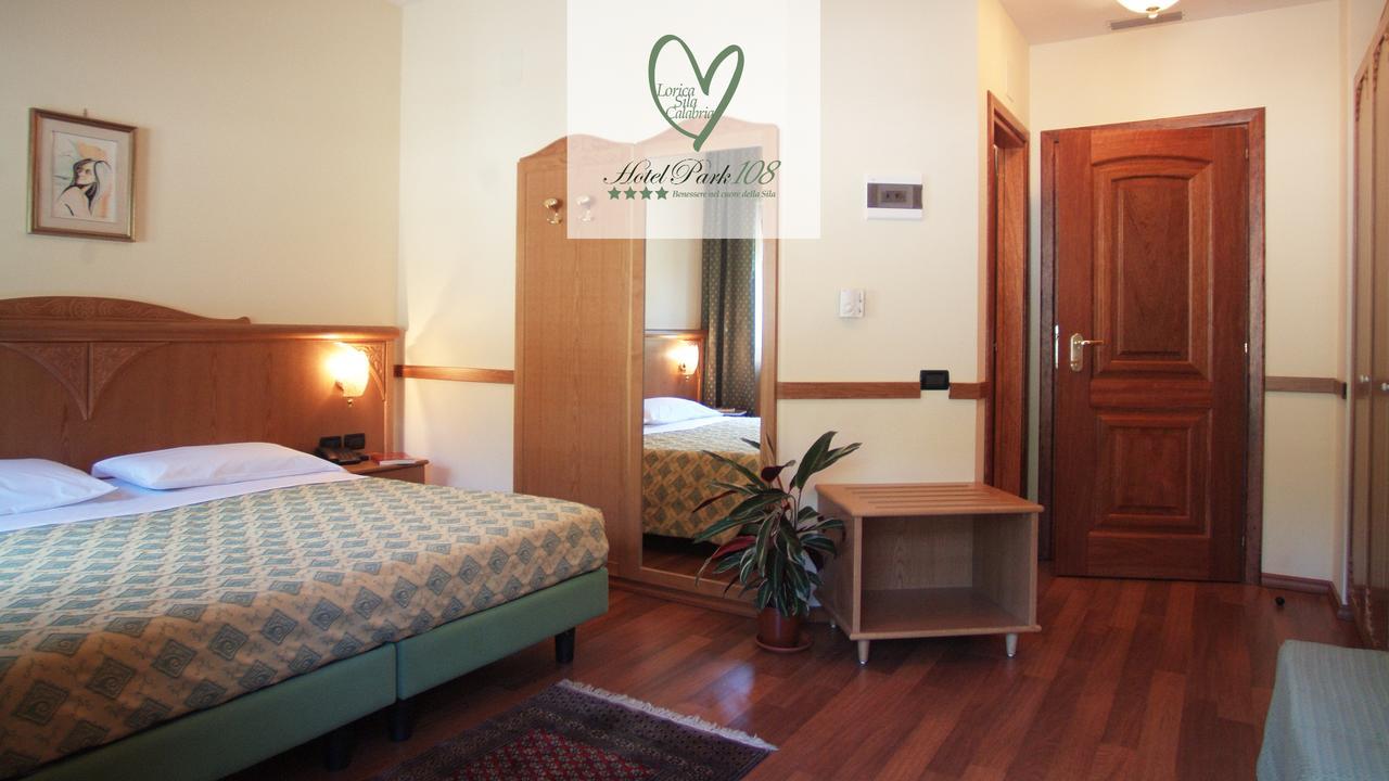 Double or Twin Room with Lake View,510656292:JPEG