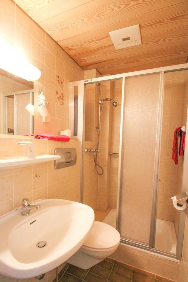 Economy Single Room