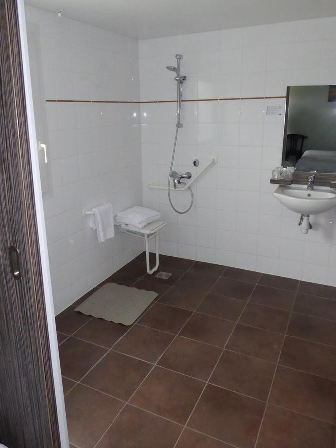 Twin Room Disability Access 22m²