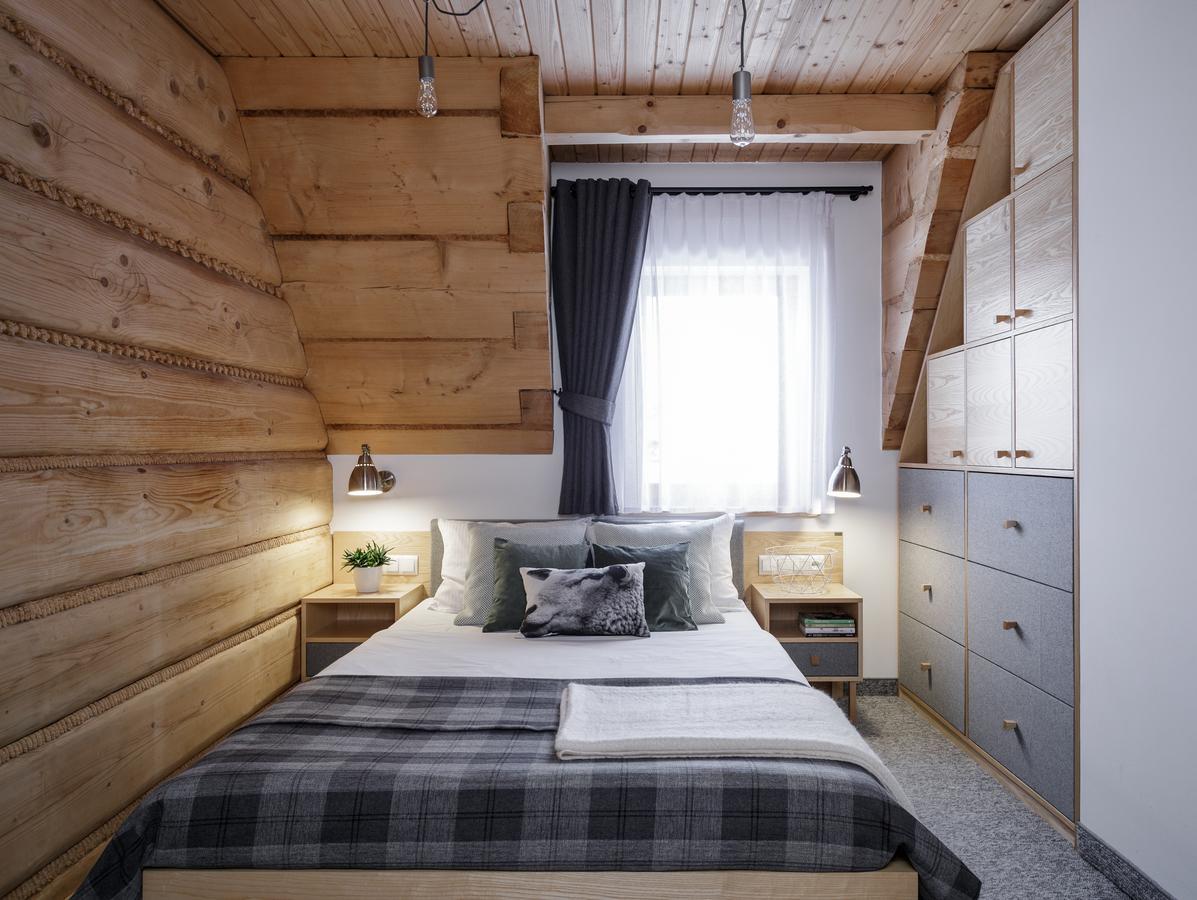 One-Bedroom Apartment Annex