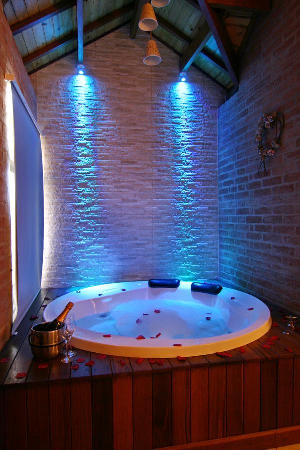 Deluxe Double Room Bath