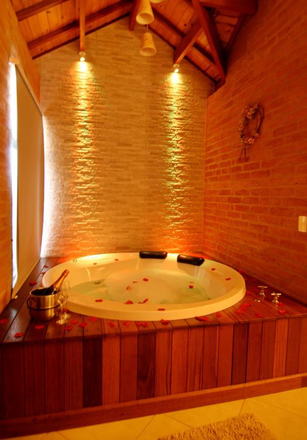 Deluxe Double Room Bath