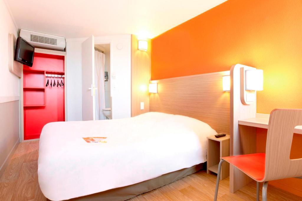 Double Room,1215335251:JPEG