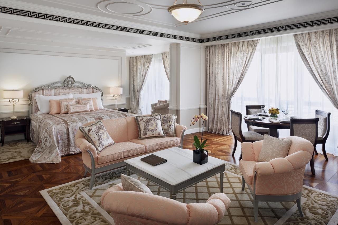Junior Suite City View Guaranteed Upgrade to next room type 4pm Late Check-out subj to availability F&B excl Q's Brunch room dining Book one SPA treatment 1 applicable stays until 25 May 2026