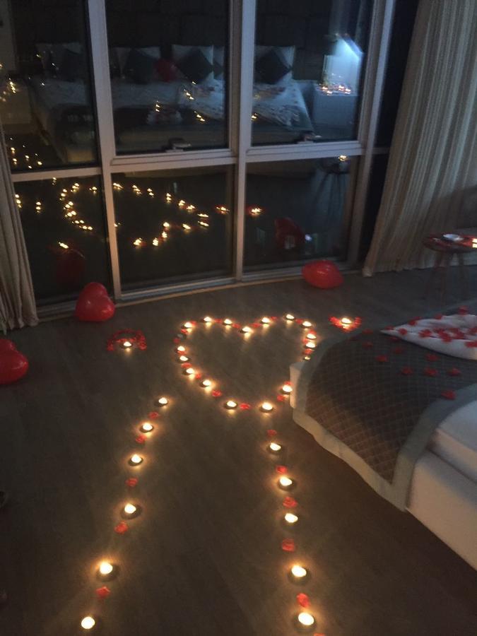 Honeymoon Suite
