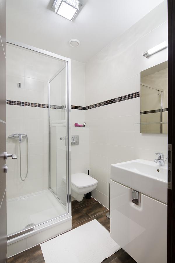 Quarto Twin Standard