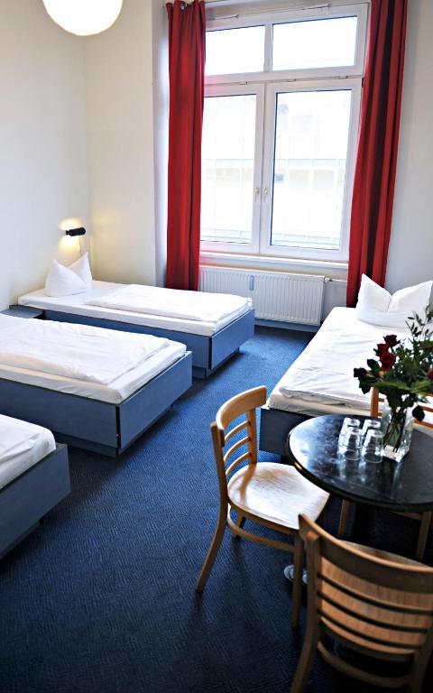 Familiekamer met Eigen Badkamer