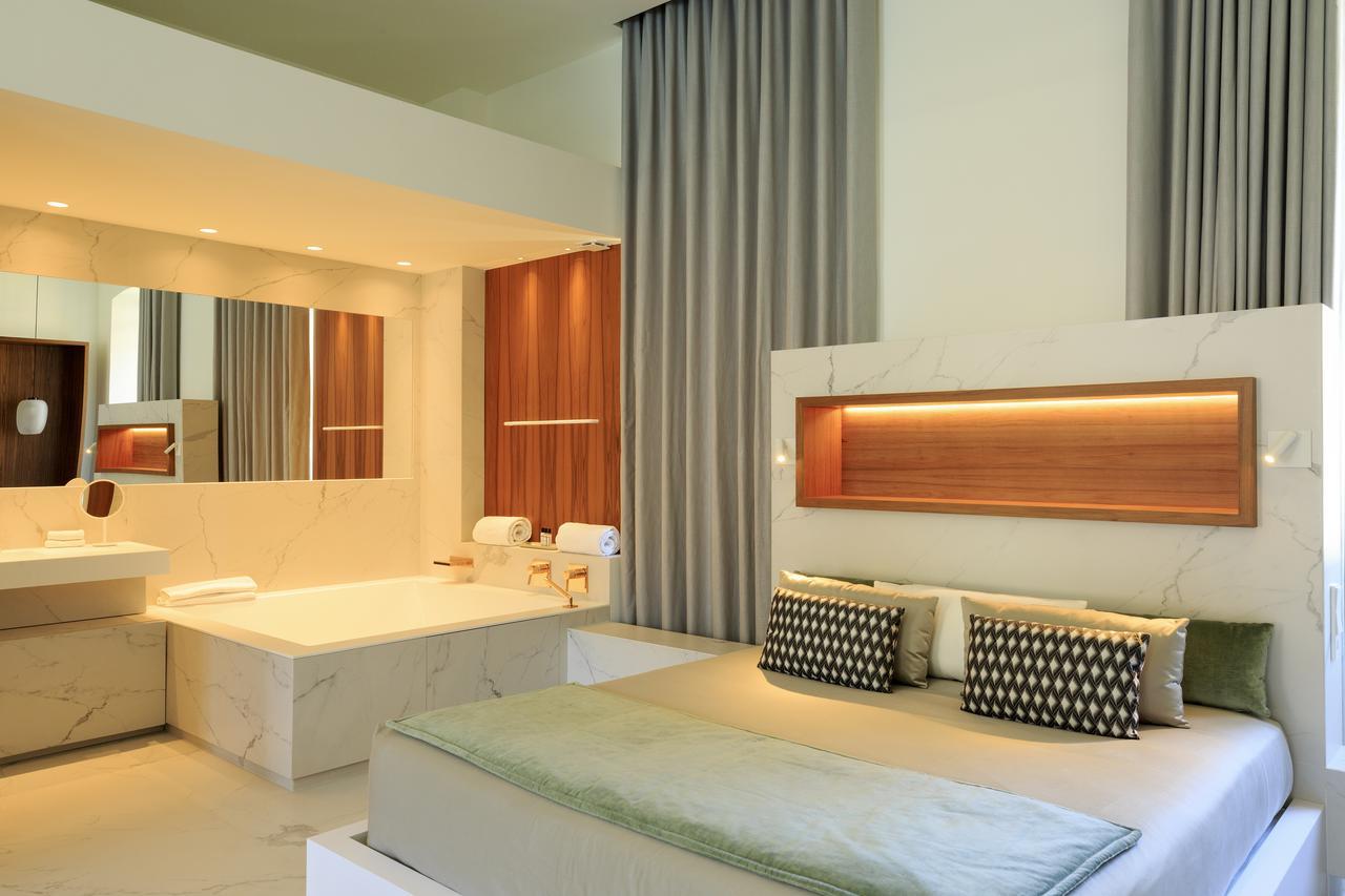 Master Suite Vue sur Port