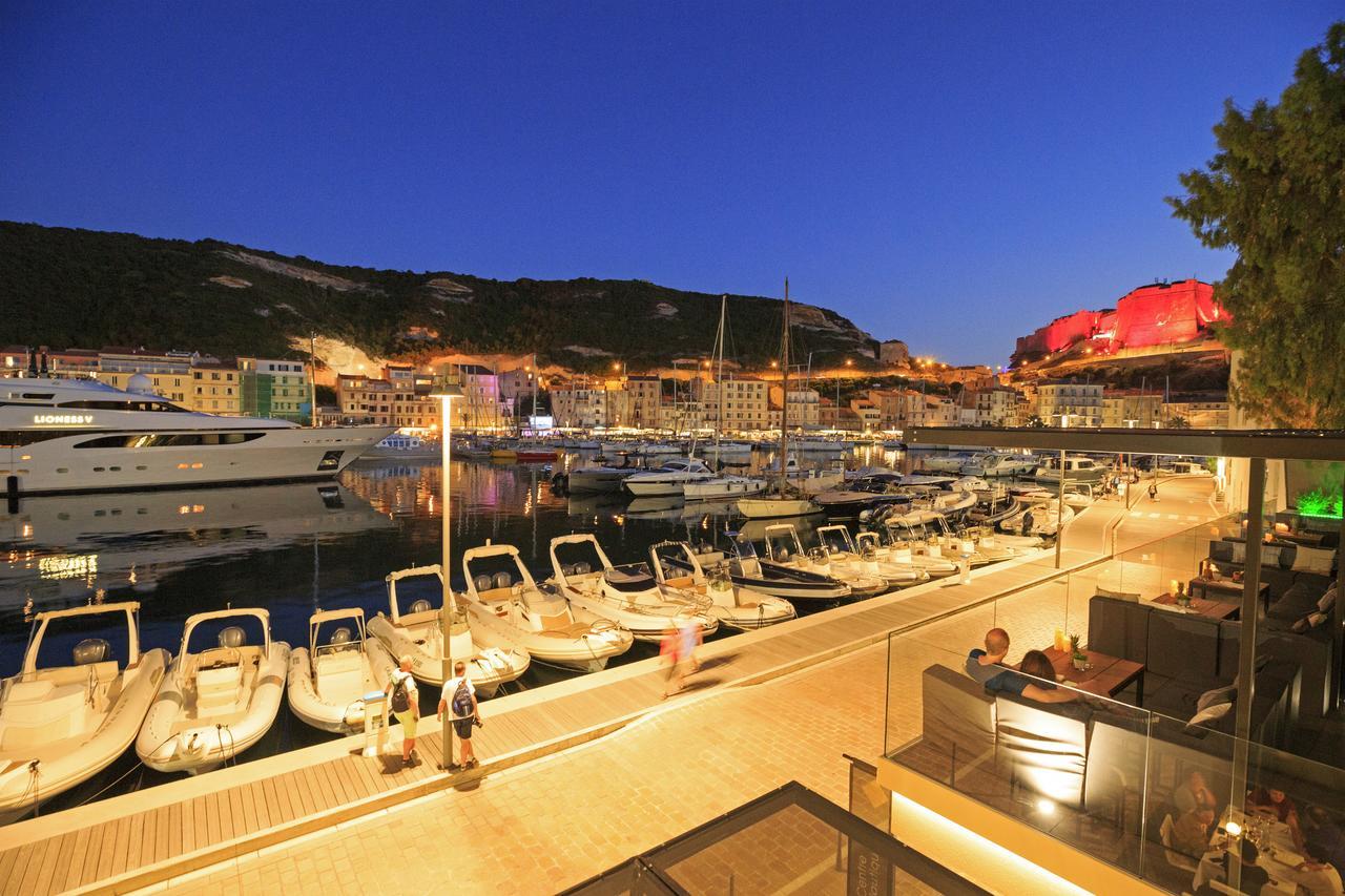 Master Suite Vue sur Port