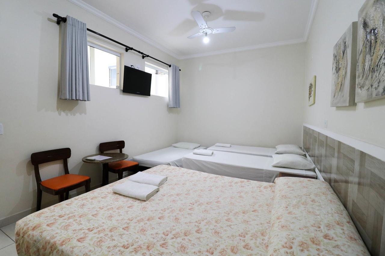 Quarto Quádruplo Standard