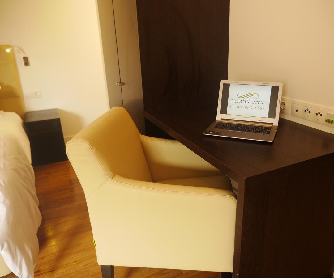 One-Bedroom Apartment,535638546:JPEG