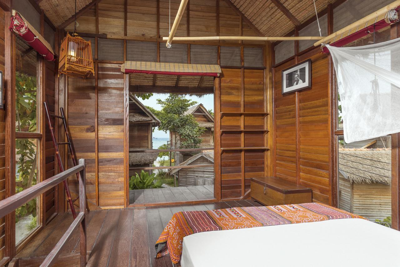 Breezy Bungalow Garden View