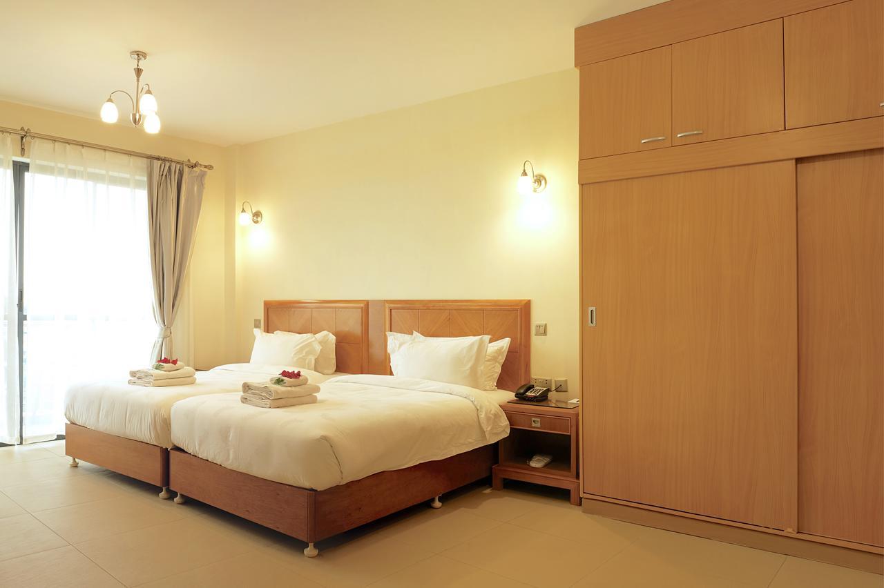 Standard Suite