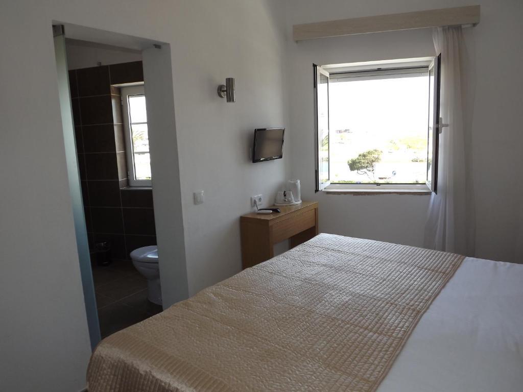 Double or Twin Room Sea View