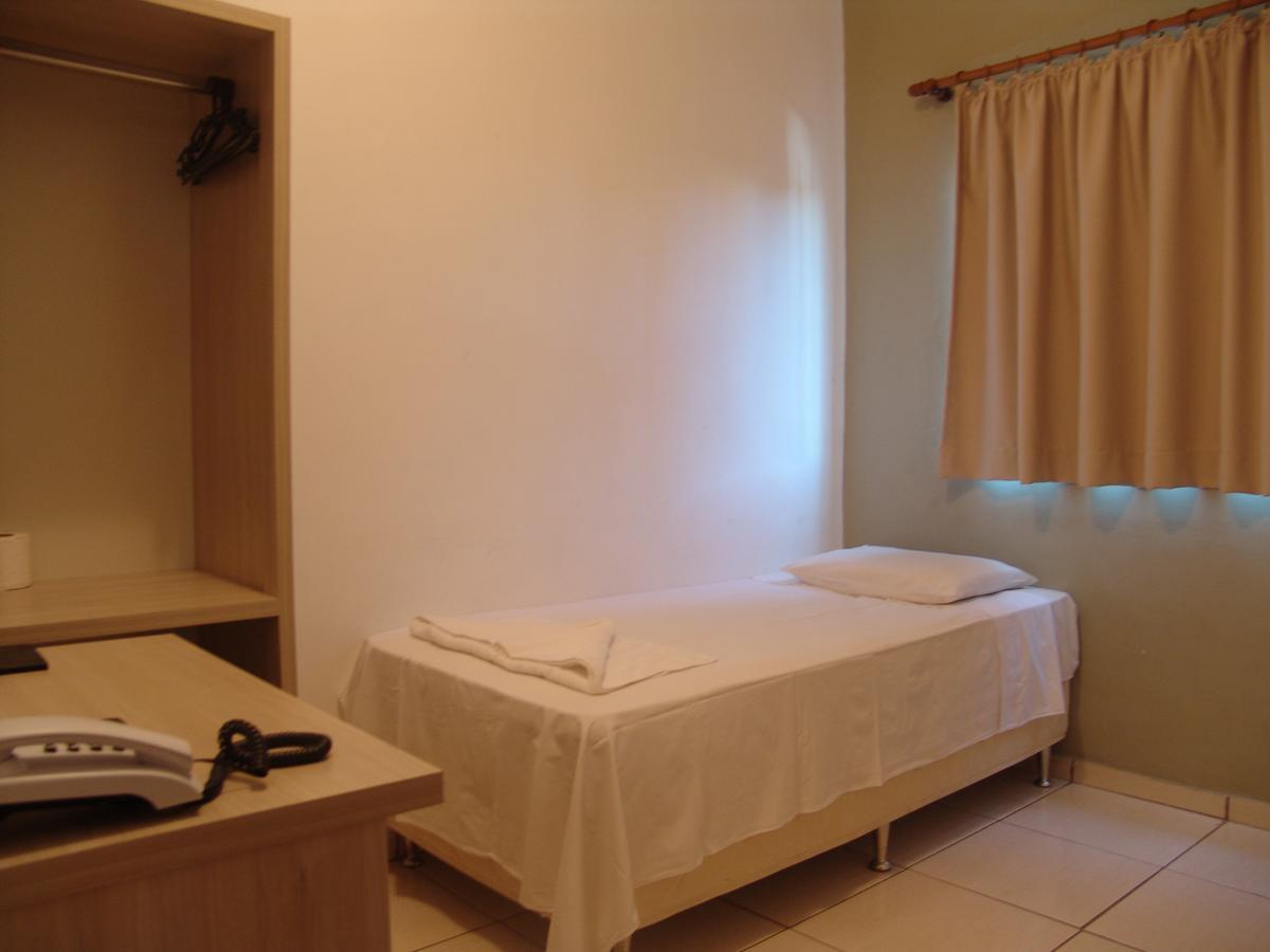 Quarto Standard com 2 Camas de Solteiro