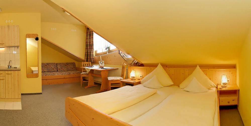 Standard Double or Twin Room,67577831:JPEG