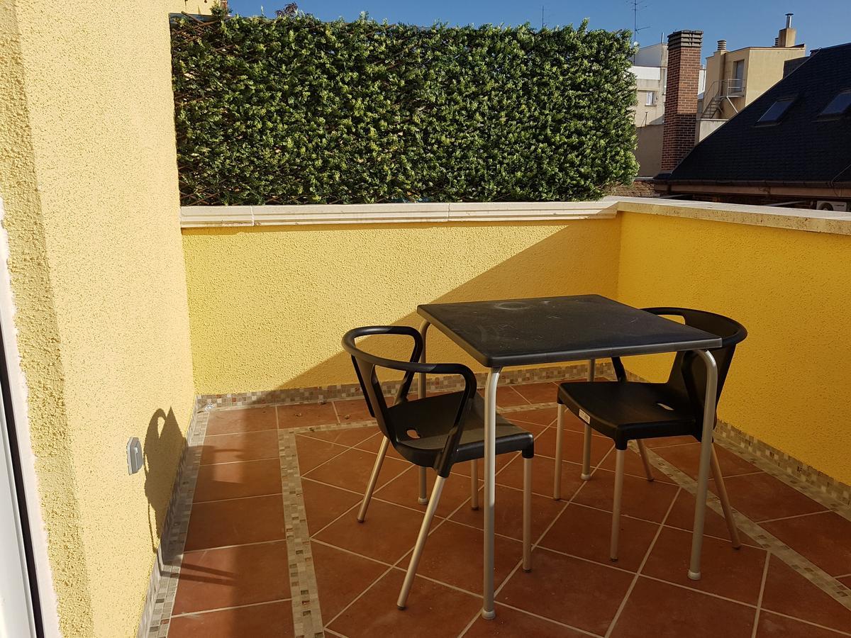Estúdio Superior com Terraço