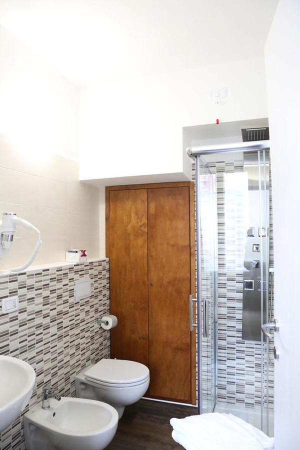 Double Room Private Bathroom