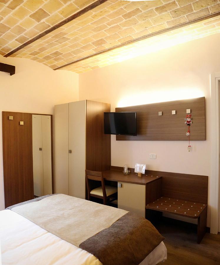 Twin Room Private Bathroom