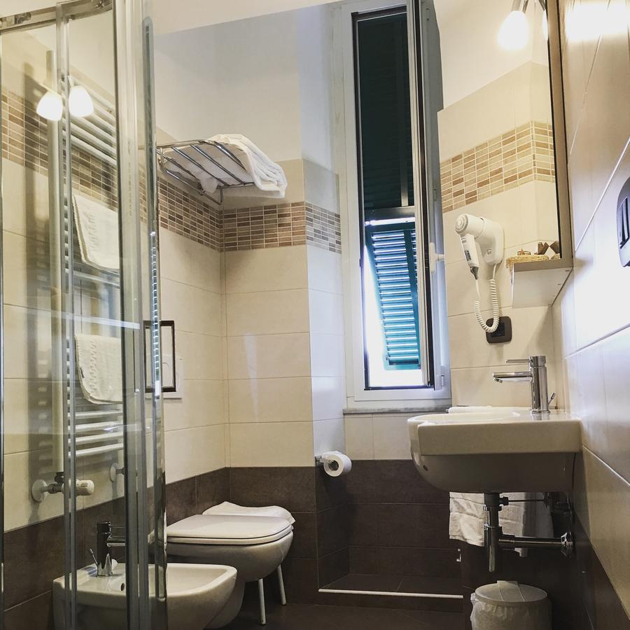 Double Room with Sea View and Balcony,641527053:JPEG