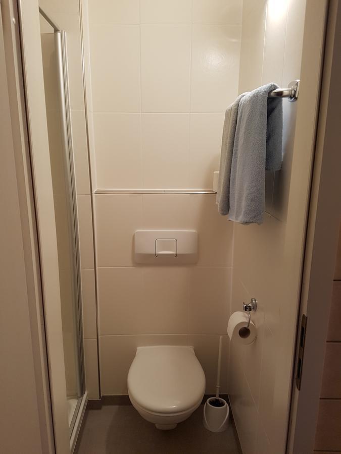 Single Room Bathroom