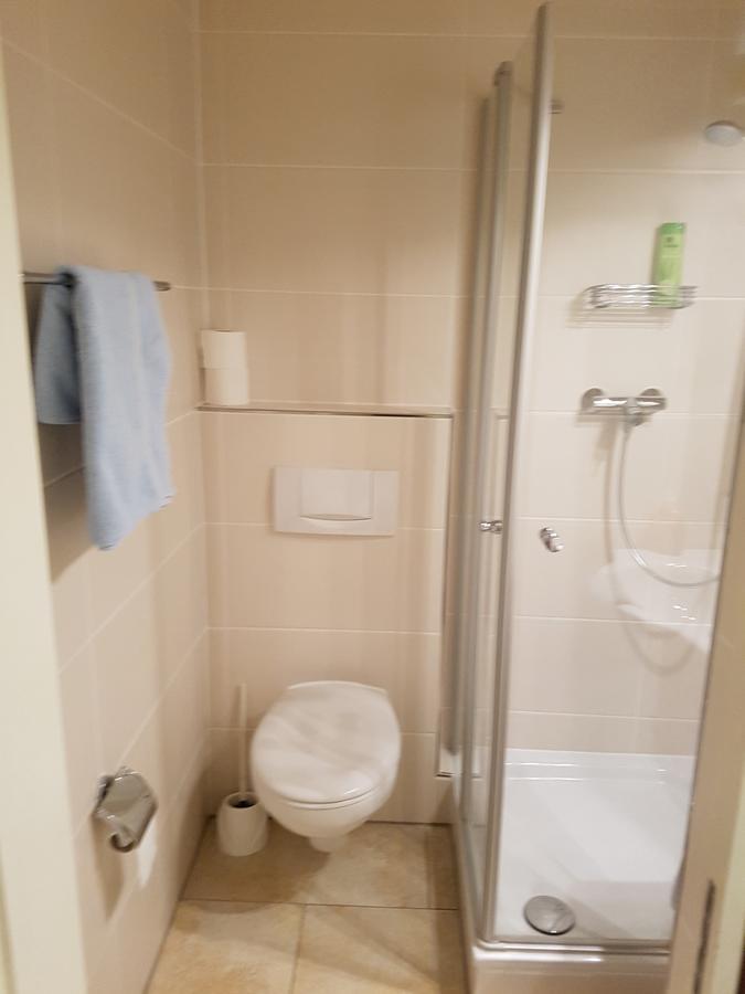 Single Room Bathroom