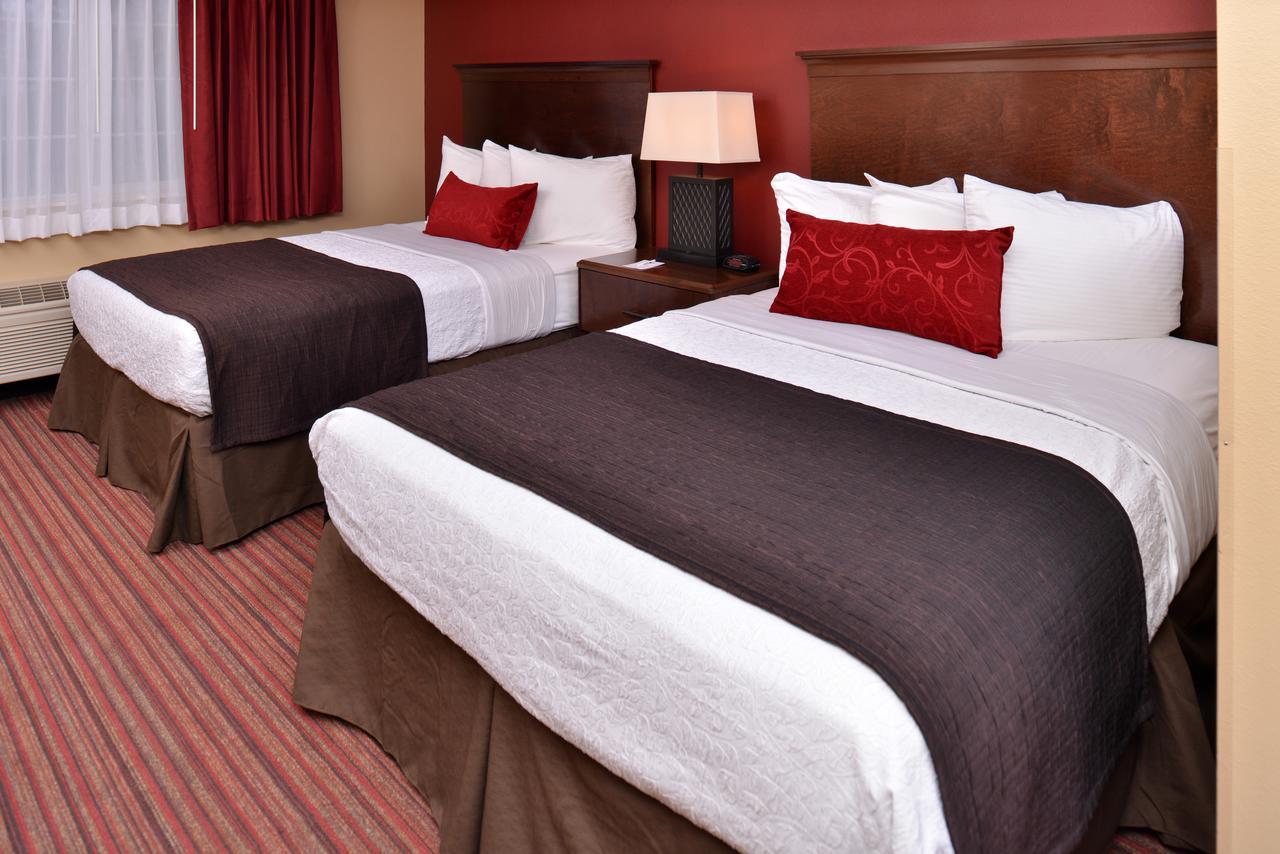 Queen Room with Two Queen Beds - Non-Smoking