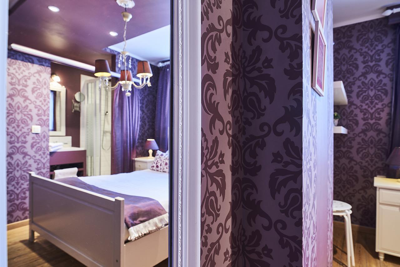 Double Room Shower