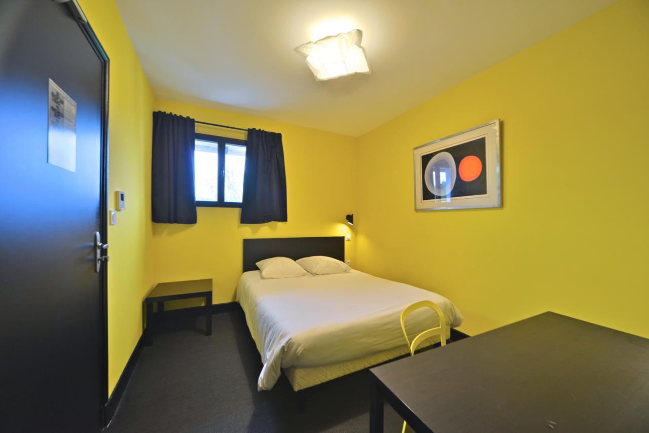 Chambre Double avec Toilettes Externes Privatives