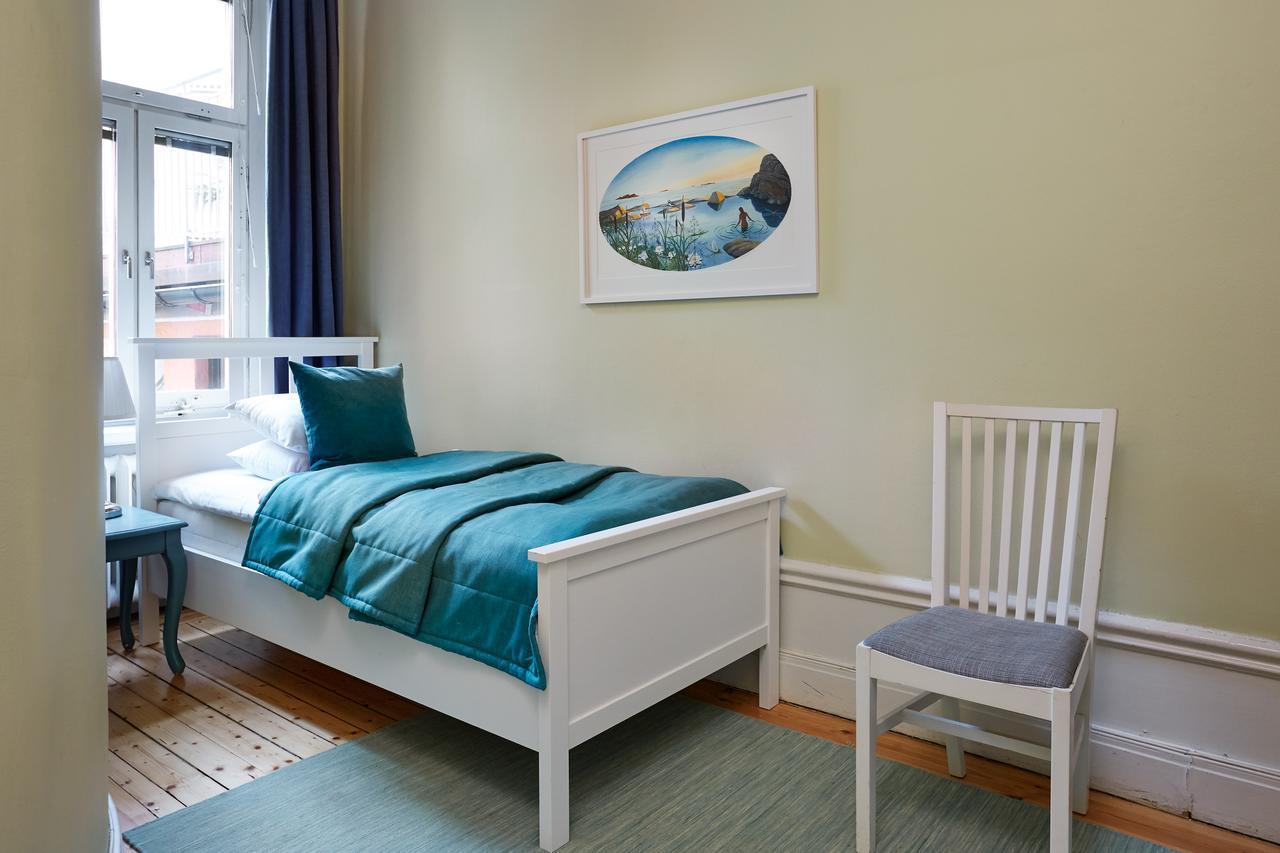 Single Room corridor