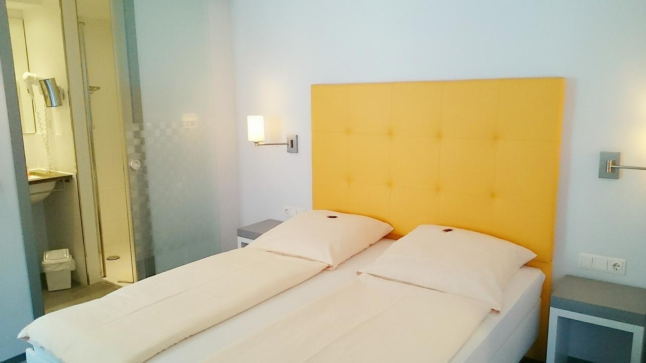 Double Room Private Bathroom