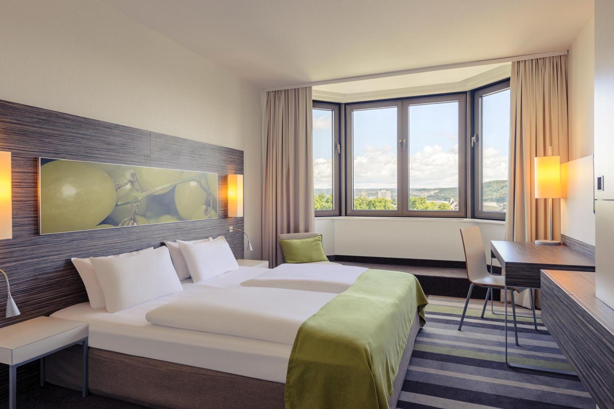 Standard Zweibettzimmer mit Flussblick
