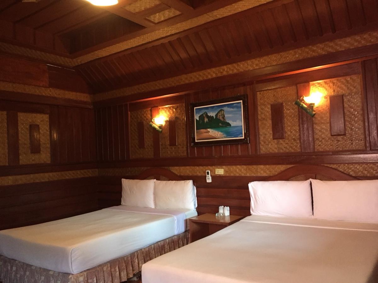 Deluxe Terrace 2 Double Sharing Bed