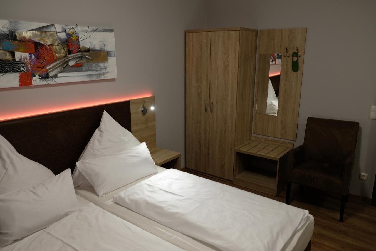 Comfort Triple Room