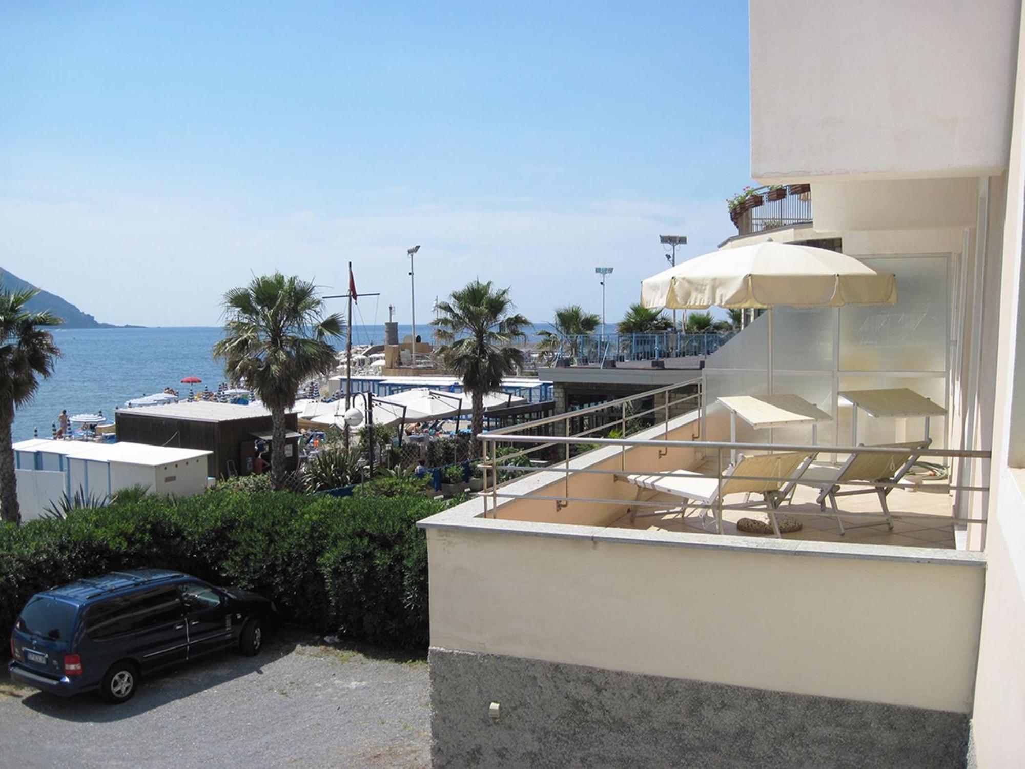 Deluxe Double Room Balcony Sea View