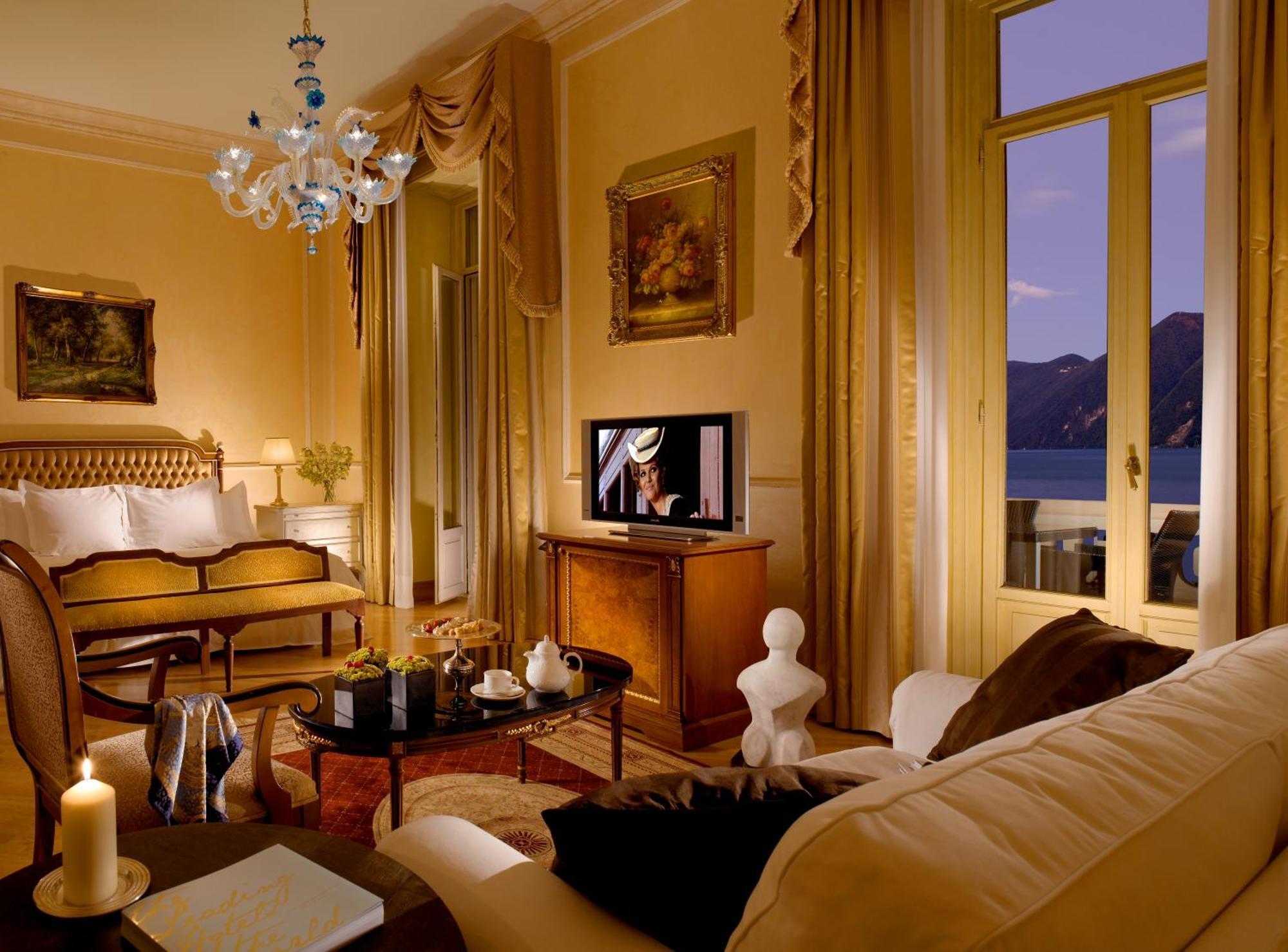 Junior Suite Palace Lake View