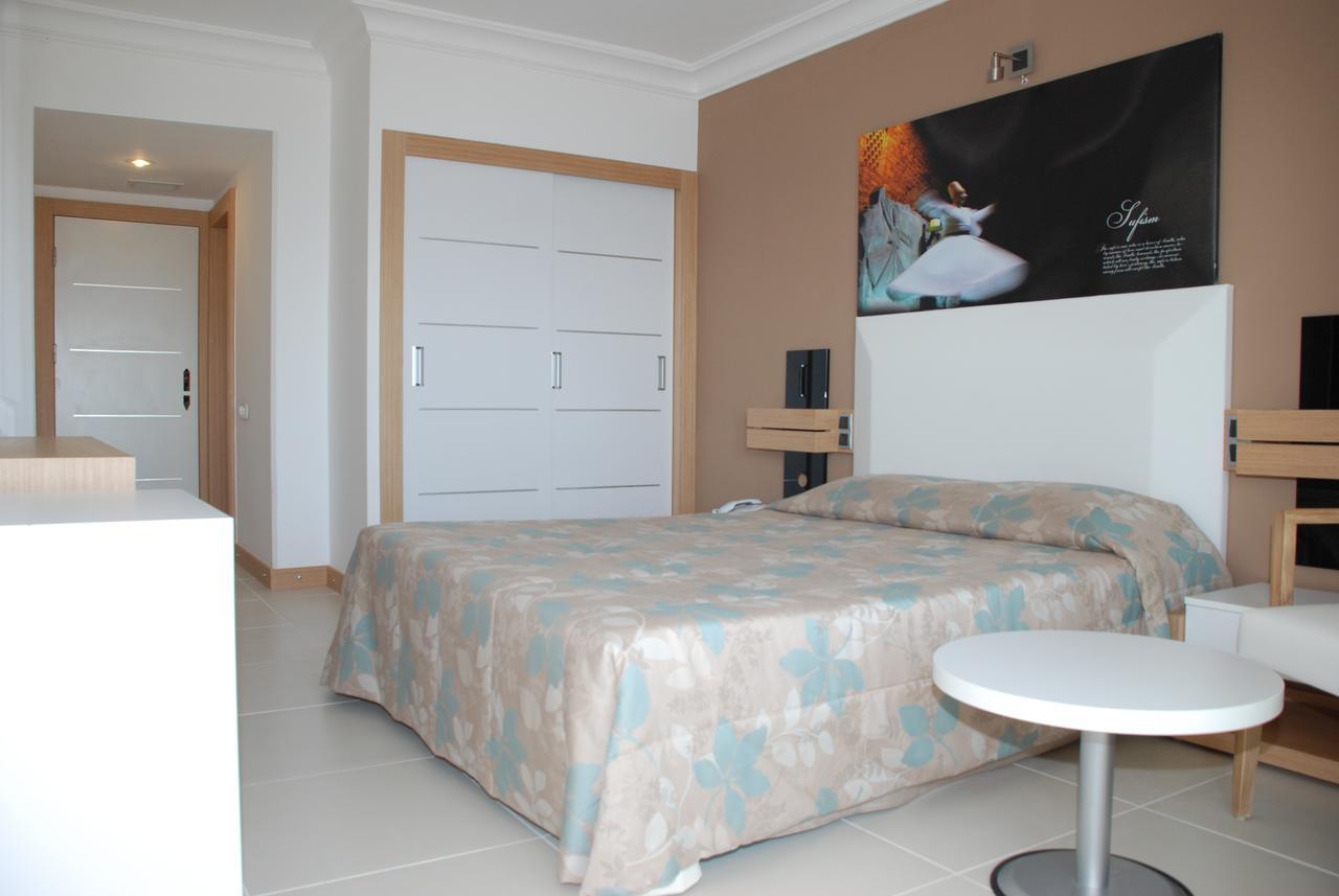 Standard Double or Twin Room Sea View