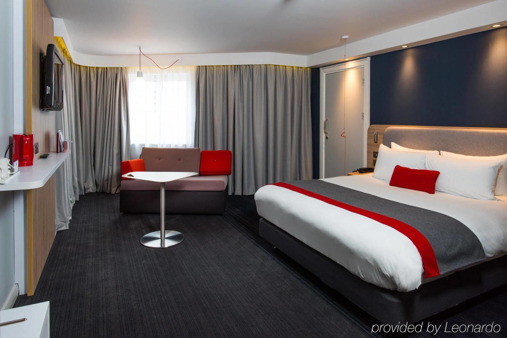 Double Room Hot Accessible