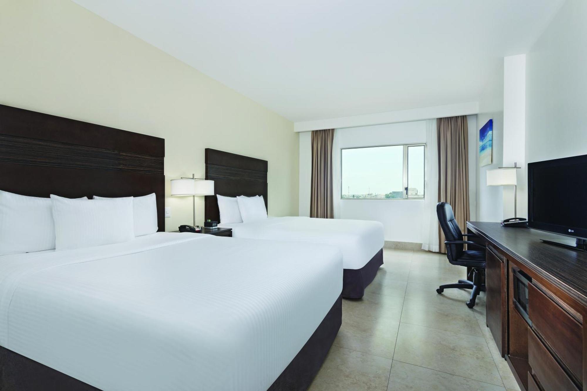 Quarto Família Deluxe com Vista da Cidade - Não Fumantes