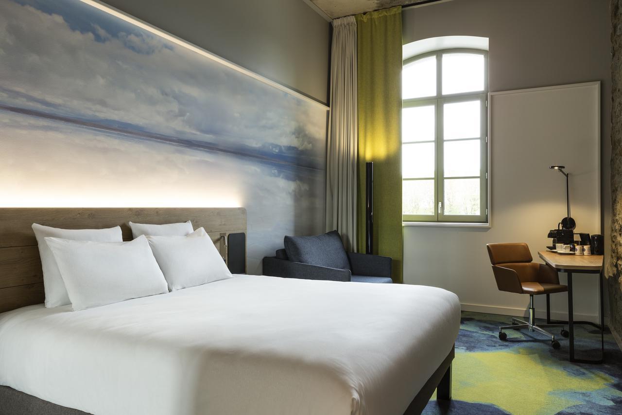 Executive Double Room with Sofa Bed,572171991:JPEG