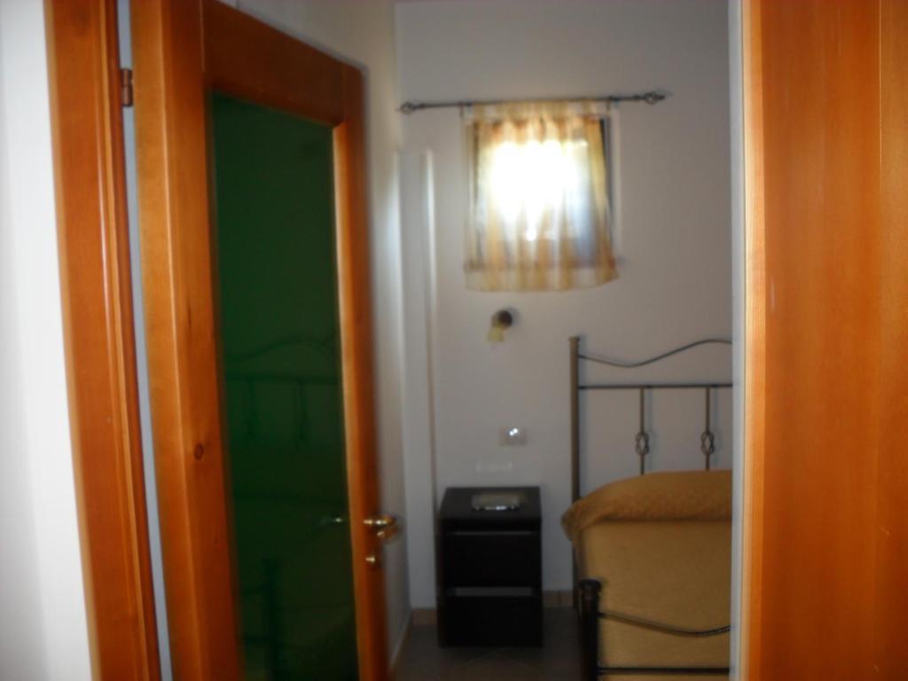 Two-Bedroom Apartment,57728908:JPEG