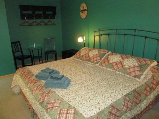 Deluxe King Room