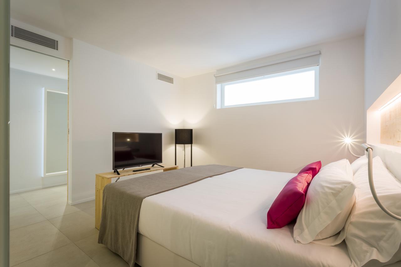 Suite Júnior com Vista Lateral Mar