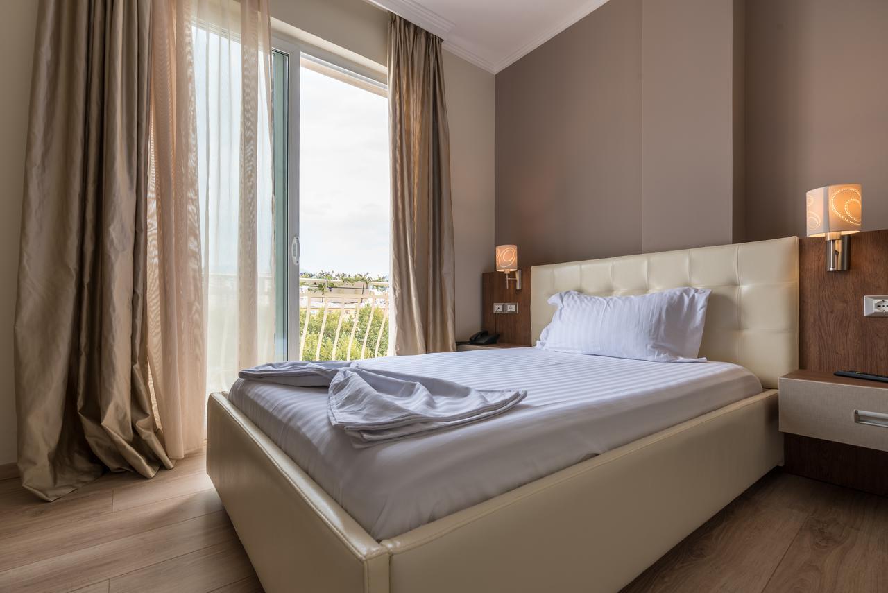 Single Room Balcony