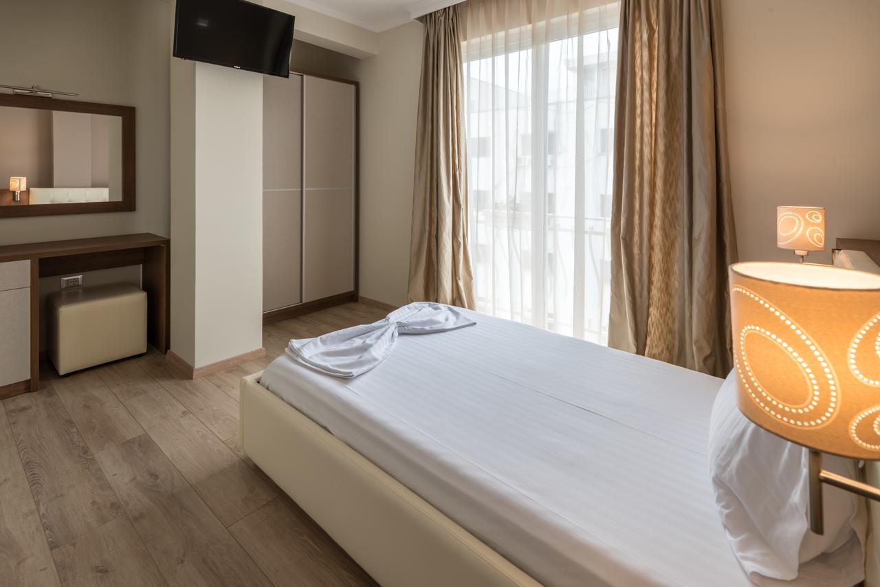 Single Room Balcony