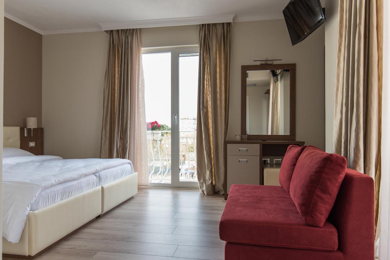 Double or Twin Room Extra Bed