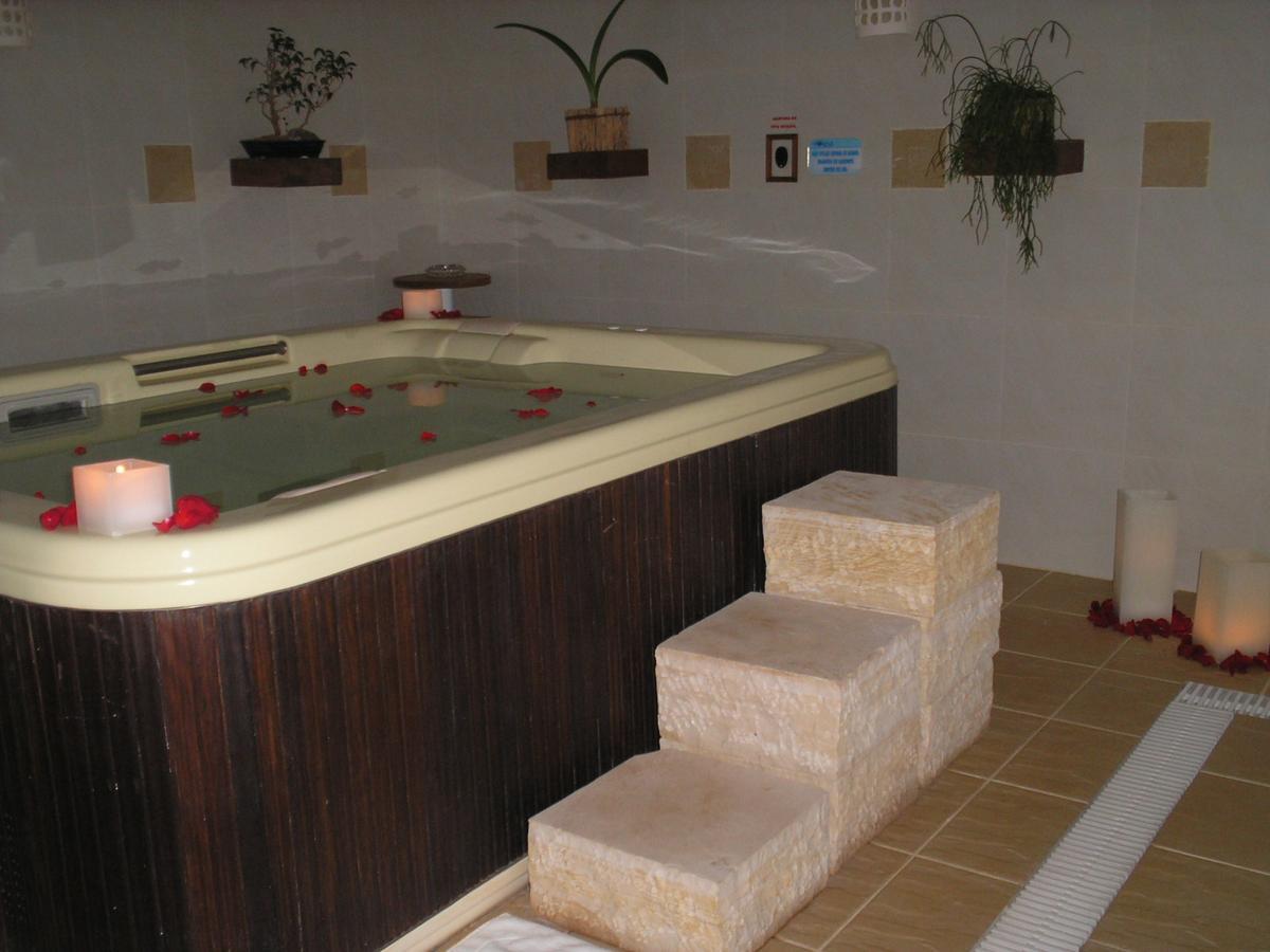 Suíte com Banheira de Hidromassagem