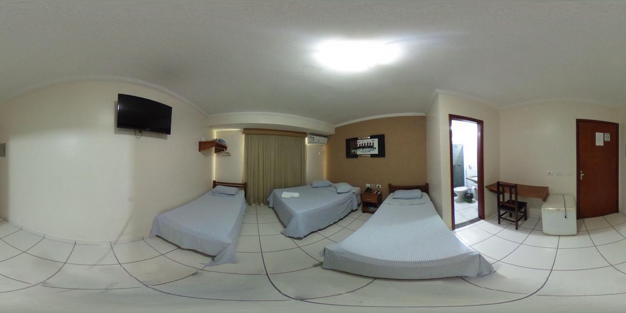 Quarto Triplo Econômico