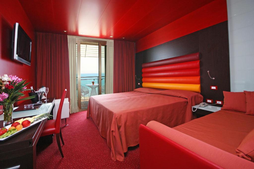 Superior Double or Twin Room Sea View